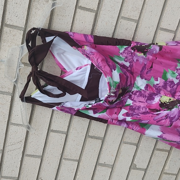 Pink/White Flower Dress - Picture 9 of 11